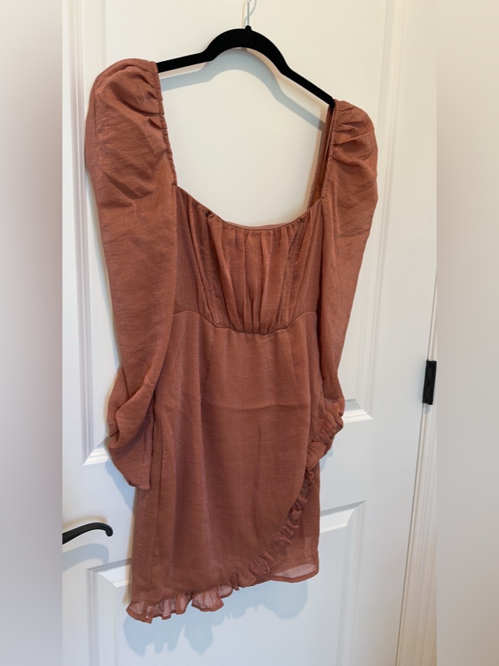 ASTR Mauve Shimmer Puff Sleeve Layered Ruffle Mini Dress XS - Picture 2 of 4